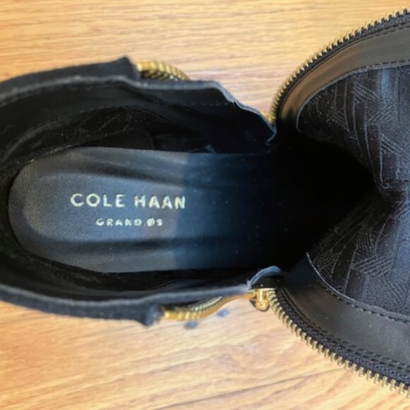 NWT Cole Haan Saylor Grand II Black block heel suede Booties 5 - Picture 8 of 11